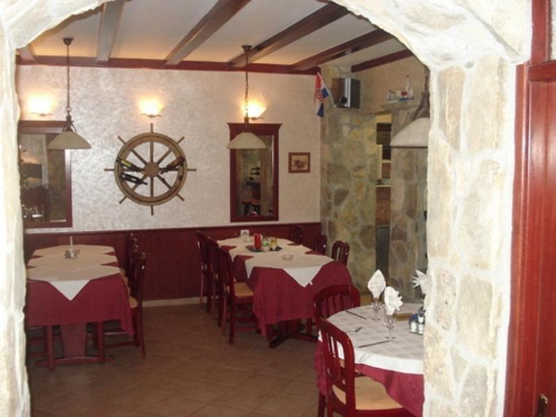 Pansion Marco Polo Hotell Petrcane Rom bilde